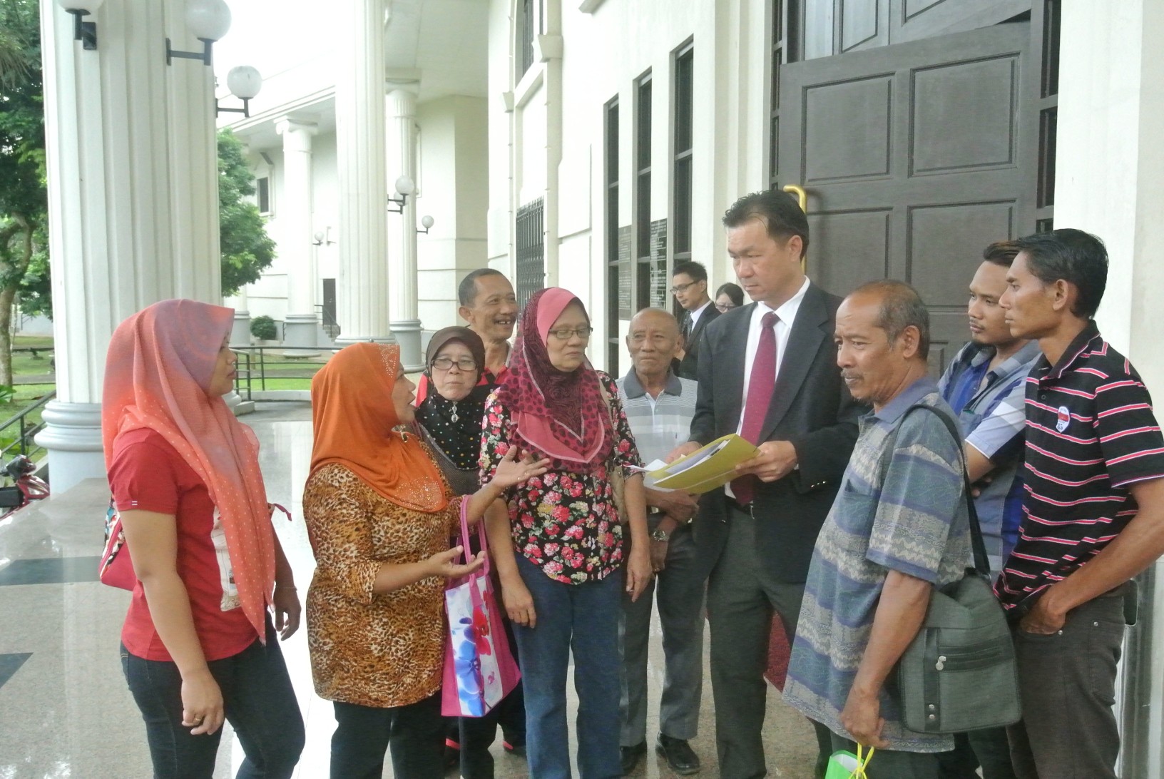 叶耀星协助马当一住户